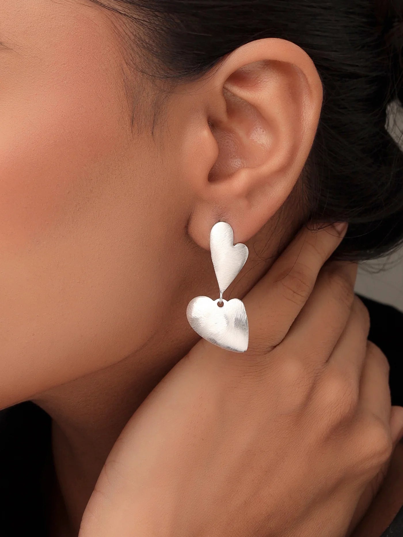 RHODIUM ABSTRACT SCRATCH-FINISH SYRA 925 STERLING SILVER EARRINGS FOR WOMEN