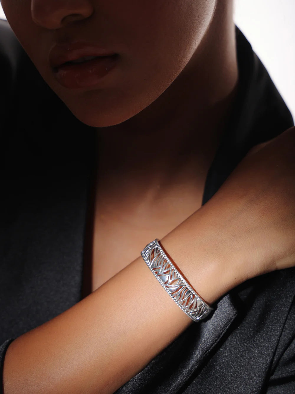 Rhodium Abstract Jali Lumina 925 Sterling Silver Cuff Bangle For Women