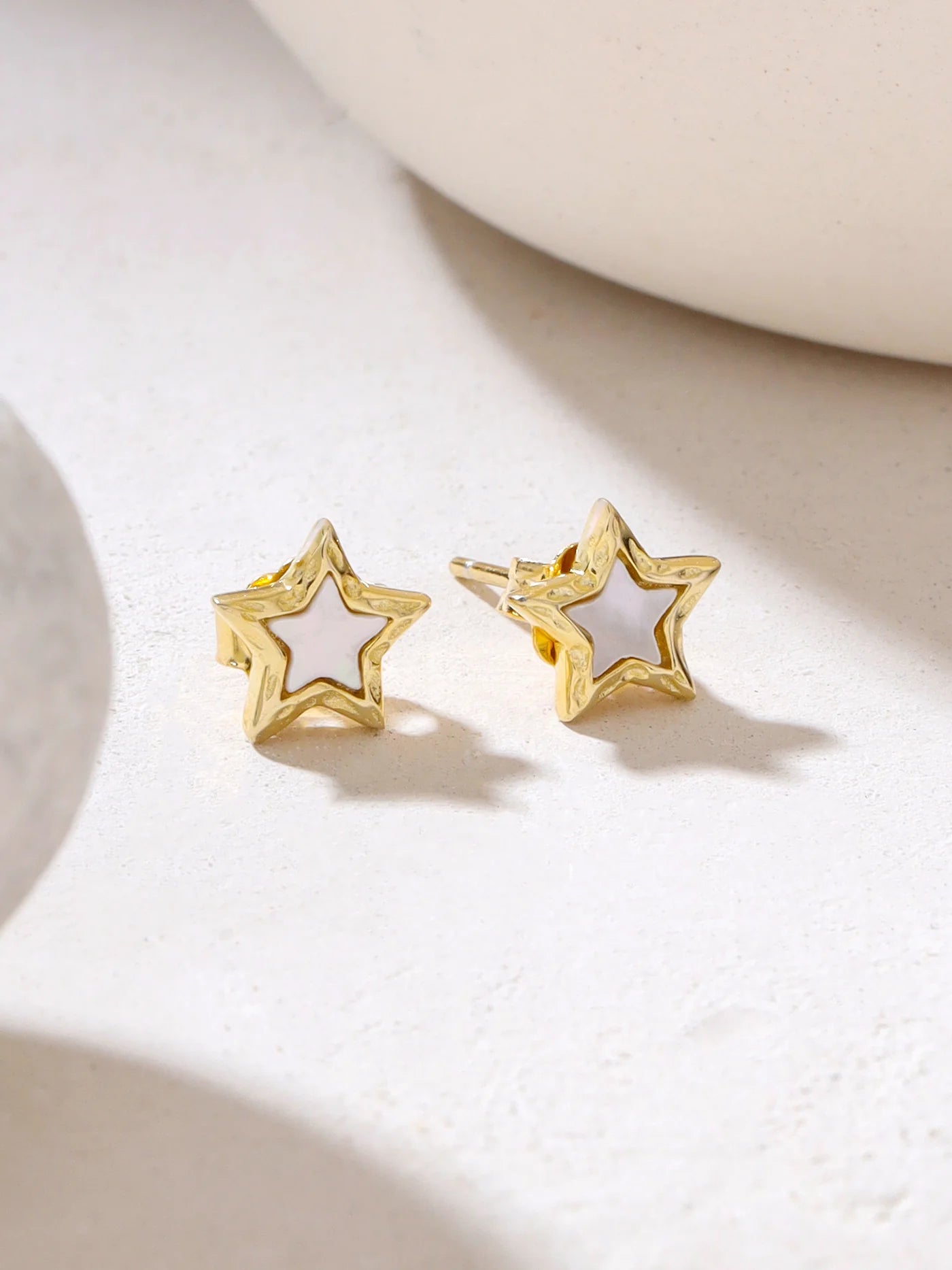 SYRA 24K GOLD STAR-SHAPED MOTHER OF PEARL 925 STERLING SILVER STUD EARRINGS FOR WOMEN