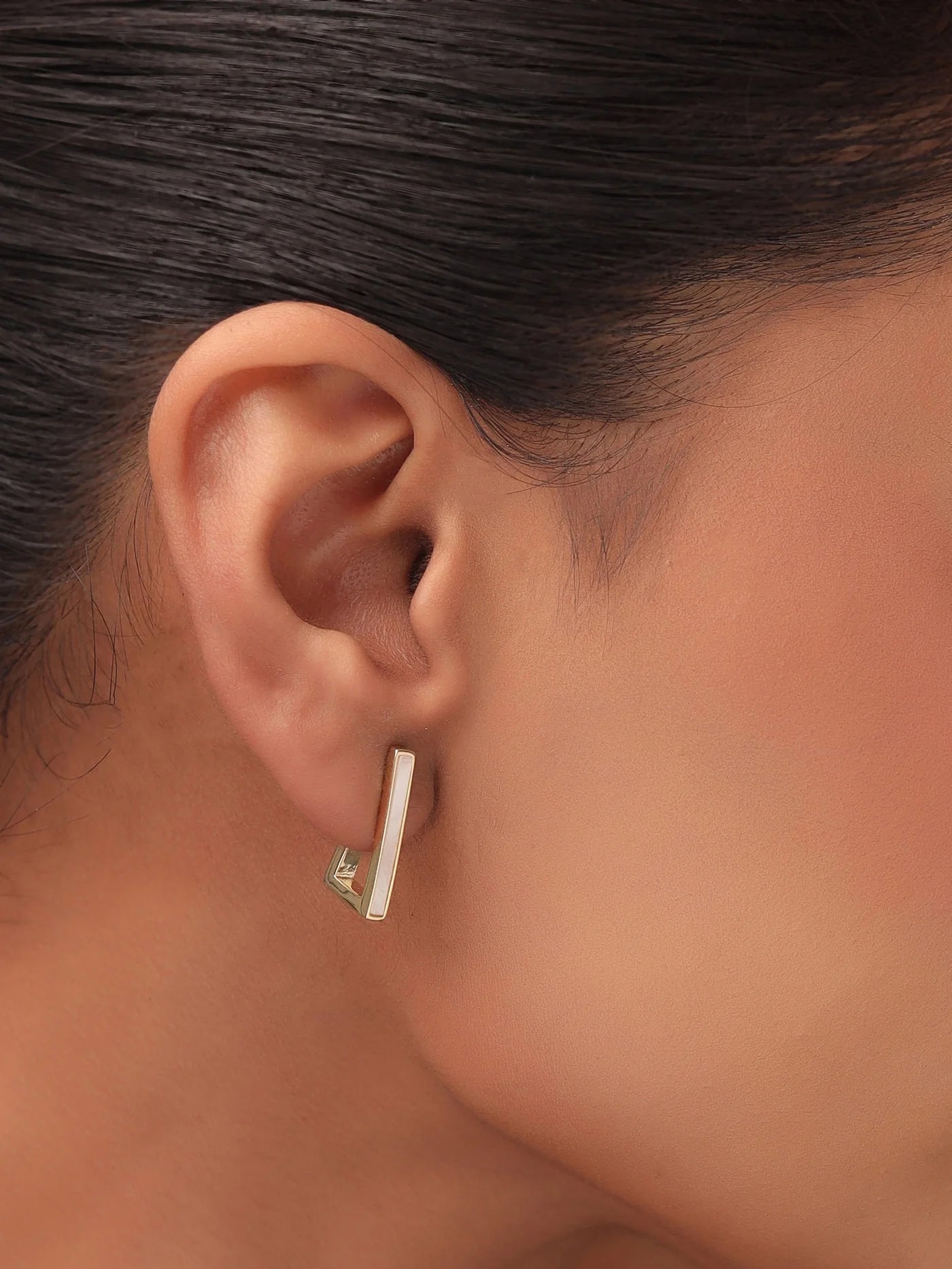 SYRA MOTHER OF PEARL 925 STERLING SILVER HOOP EARRINGS FOR WOMEN