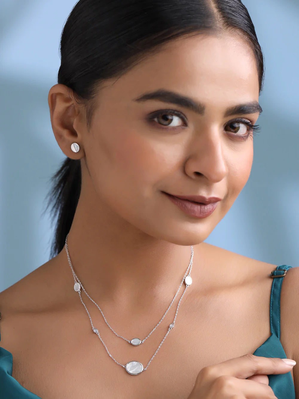 Oval Mother of Pearl Layered Necklace