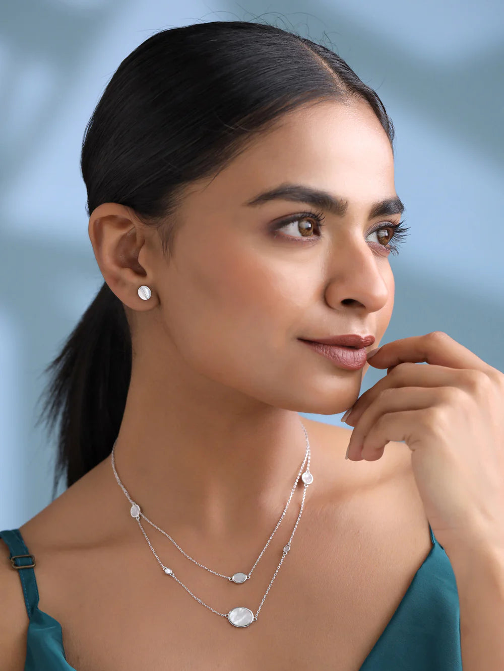 Oval Mother of Pearl Layered Necklace