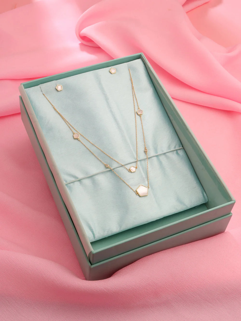 The Five Necklace set