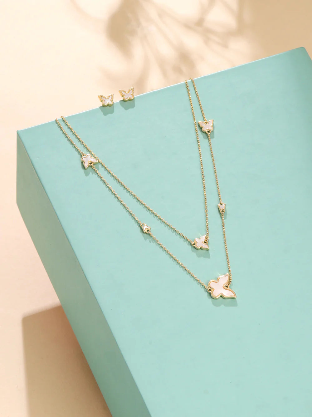 Butterfly Mother of Pearl Necklace Set