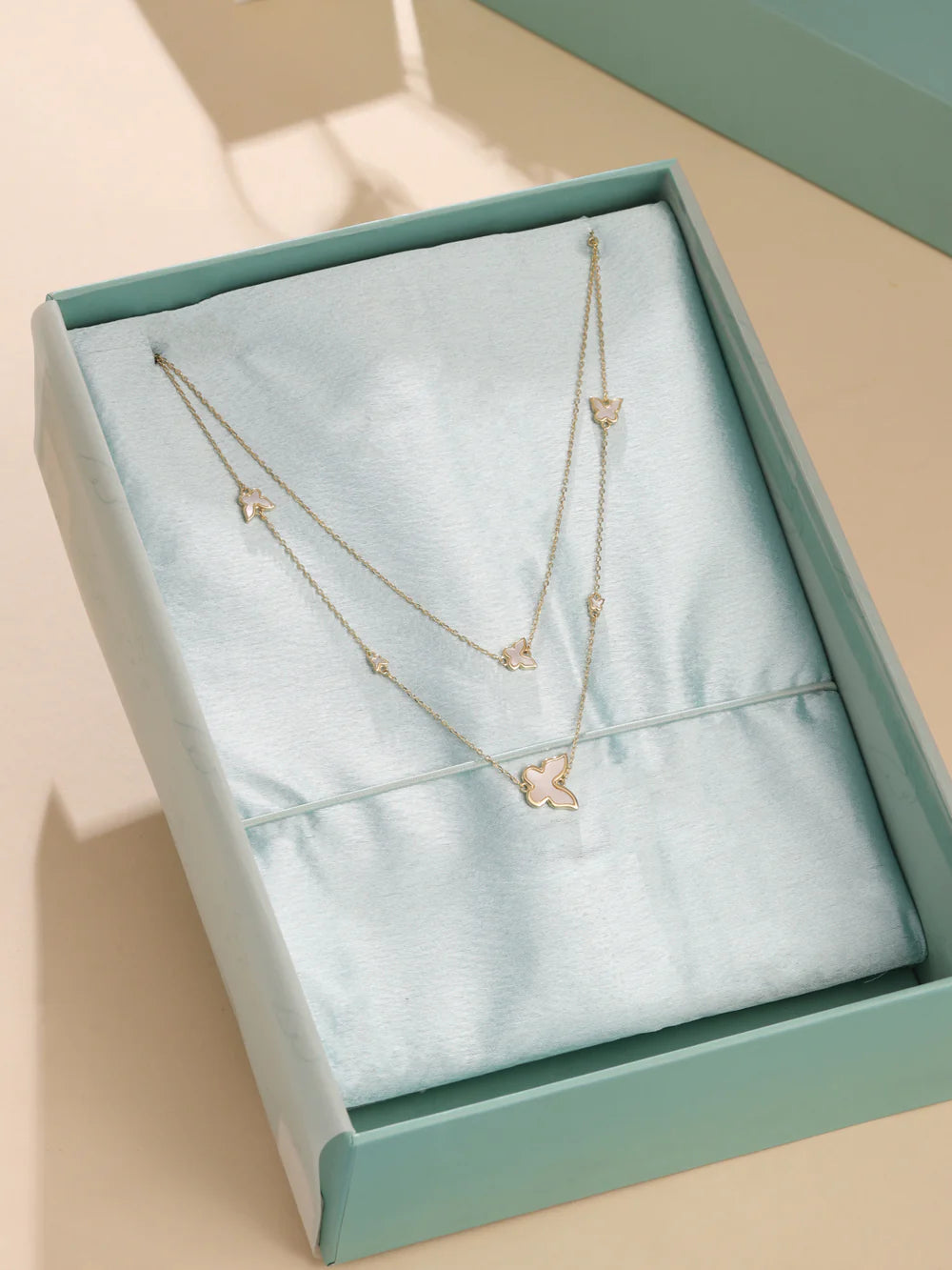 Butterfly Mother of Pearl Necklace Set