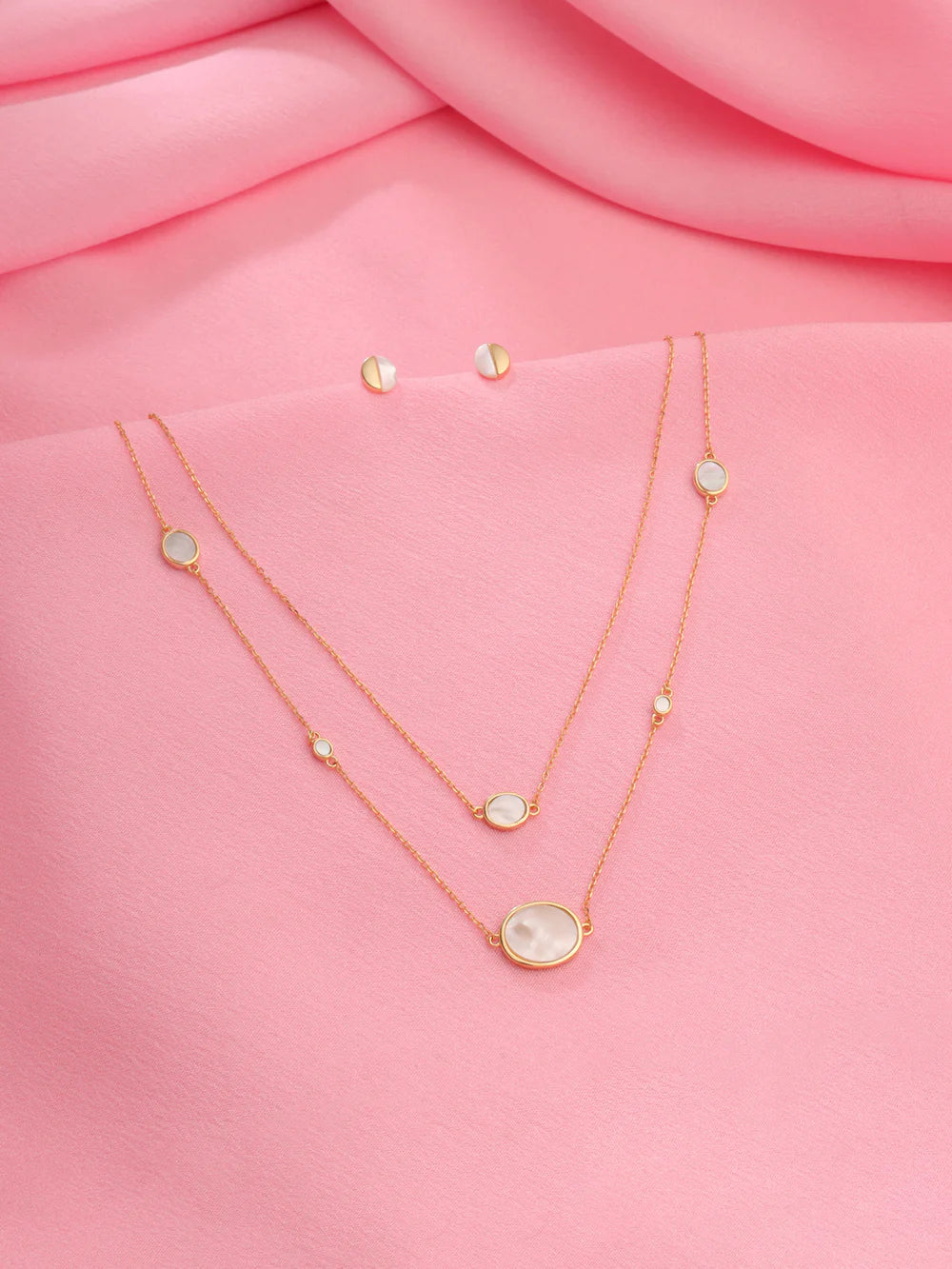 Oval Mother of Pearl Necklace Set