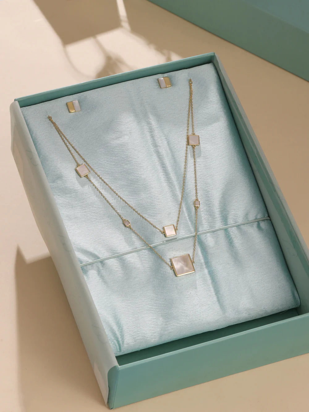 Square Mother of Pearl Necklace Set