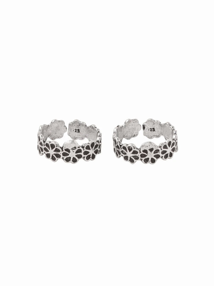Oxidised Flower Toe Ring